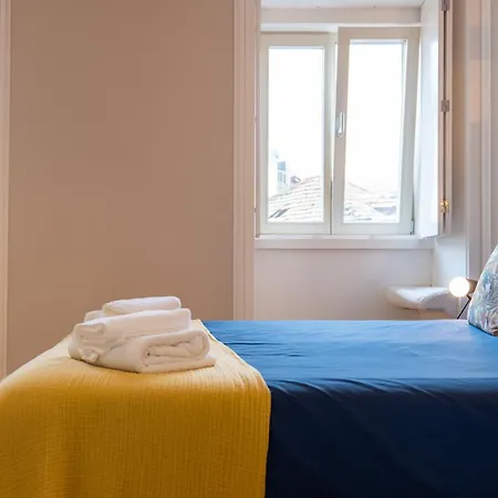 A Window To - In The Heart Of The City Апартаменты