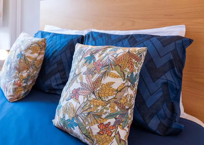 Апартаменты A Window To - In The Heart Of The City Порту