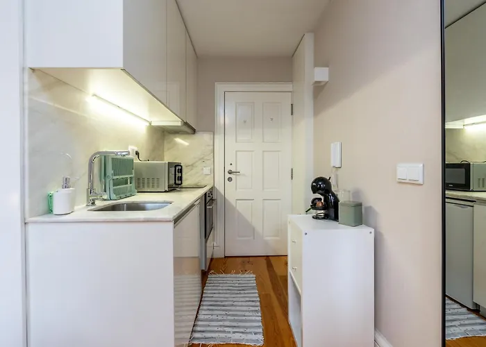 A Window To - In The Heart Of The City Апартаменты